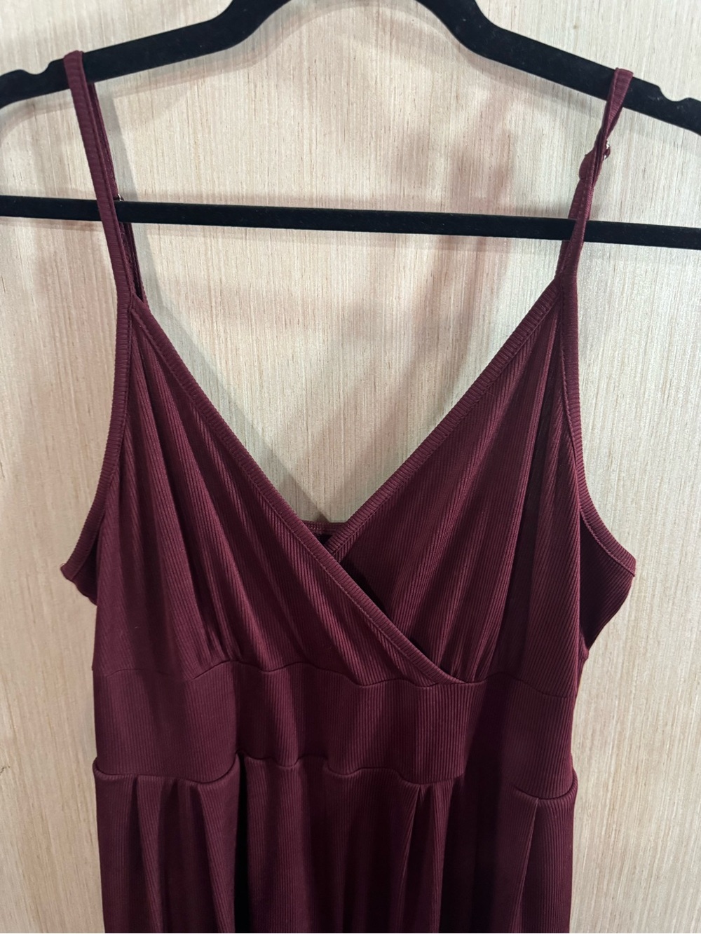 Cider Wine Ribbed V-Neck Sleeveless Spaghetti Strap Jumpsuit Size 1X - Picture 2 of 7